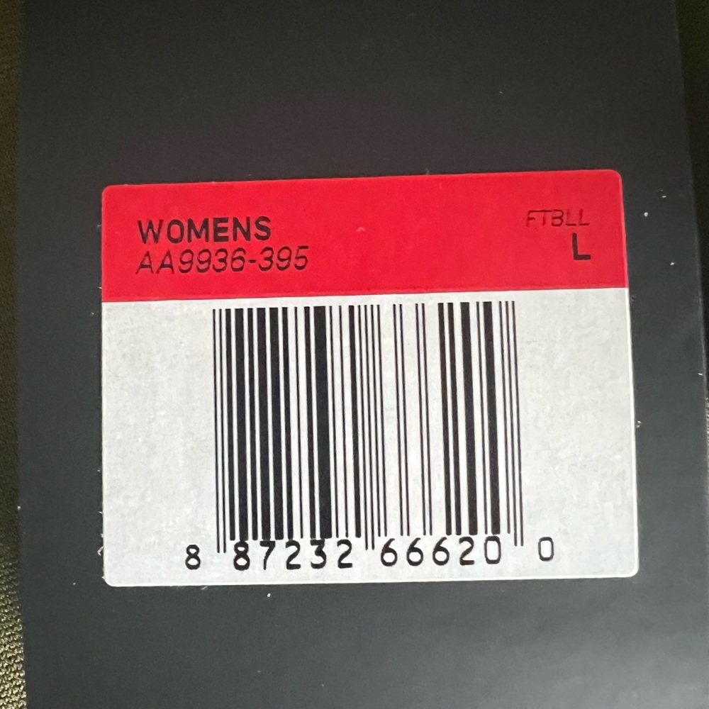 Nike Olive Green Women's Sweater - Picture 9 of 9
